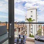 Must - Finikoudes Seaview Larnaca