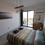 Must - Finikoudes Seaview Daire