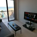 Daire Must - Finikoudes Seaview