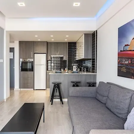 Must - Finikoudes Seaview