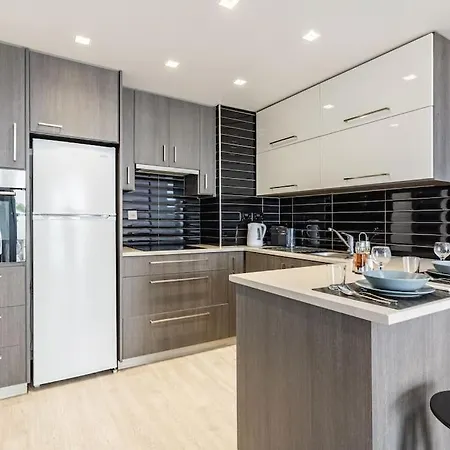 Must - Finikoudes Seaview شقة لارنكا