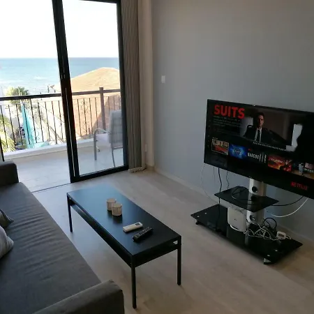شقة Must - Finikoudes Seaview
