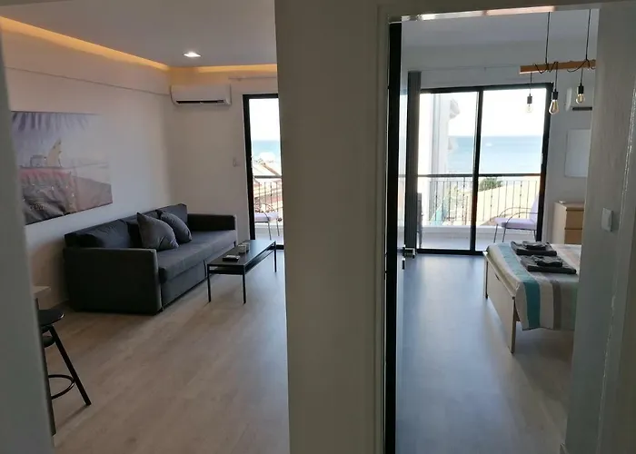 Must - Finikoudes Seaview Apartment