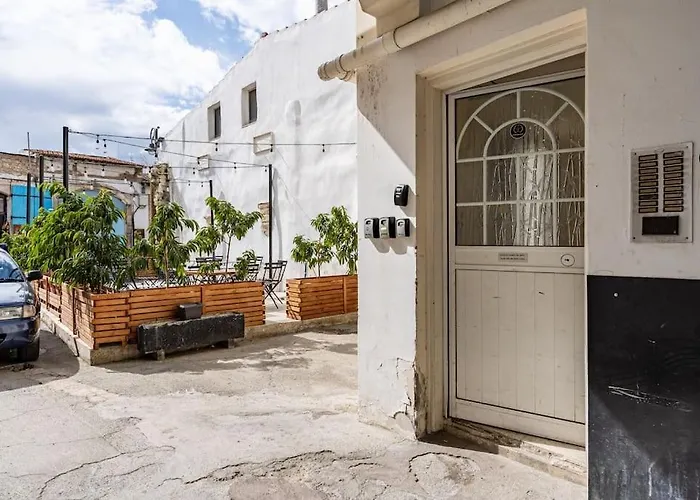 Appartement Must - Finikoudes Seaview *