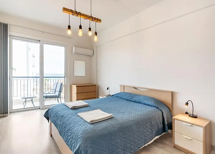 Apartamento Must - Finikoudes Seaview Lárnaca