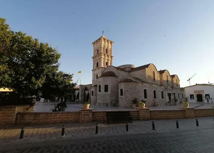 Must - Finikoudes Seaview Appartement *
