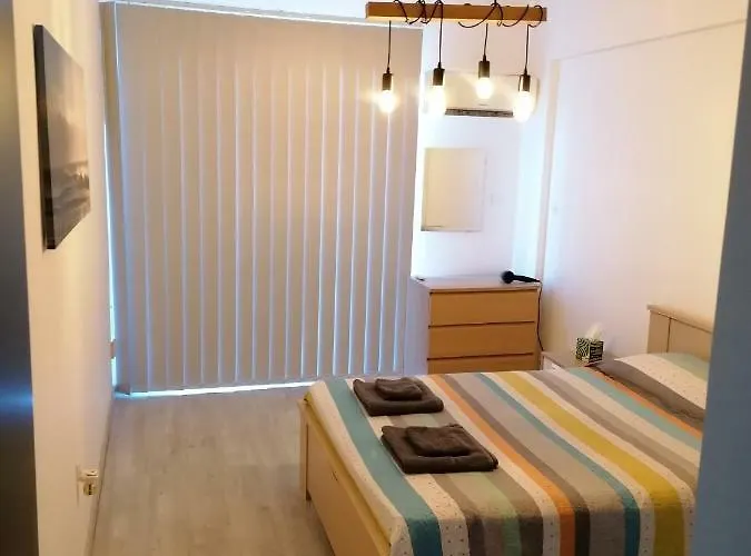 Apartamento Must - Finikoudes Seaview Lárnaca