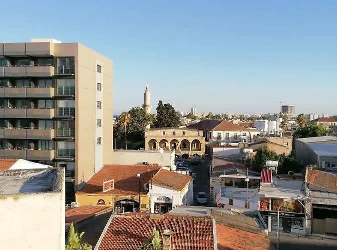 Must - Finikoudes Seaview * Lárnaca